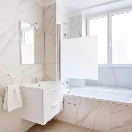 2#two Bedrooms#champs Elysees#arc De Triomphe#ac 公寓 巴黎