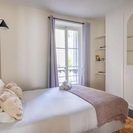 2#two Bedrooms#champs Elysees#arc De Triomphe#ac 公寓 巴黎