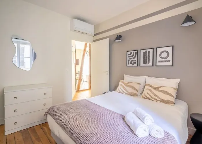 Daire 2#two Bedrooms#champs Elysees#arc De Triomphe#ac