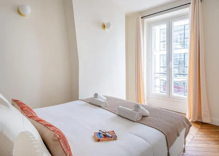 Apartment 2#two Bedrooms#champs Elysees#arc De Triomphe#ac Paris